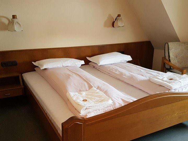 Zum Erbacher Hof Gadernheim Bagian luar foto
